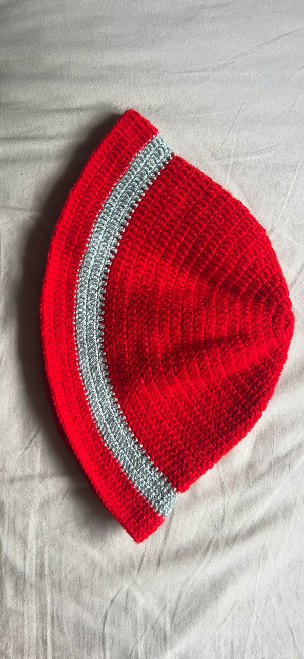 The blue stripe bucket hat